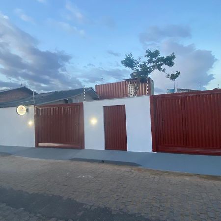 Container Lb Com Garagem Para Carros De Ate 4,5M Boa Vista  Luaran gambar