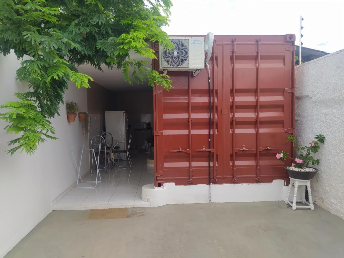 Container Lb Com Garagem Para Carros De Ate 4,5M Boa Vista  Luaran gambar